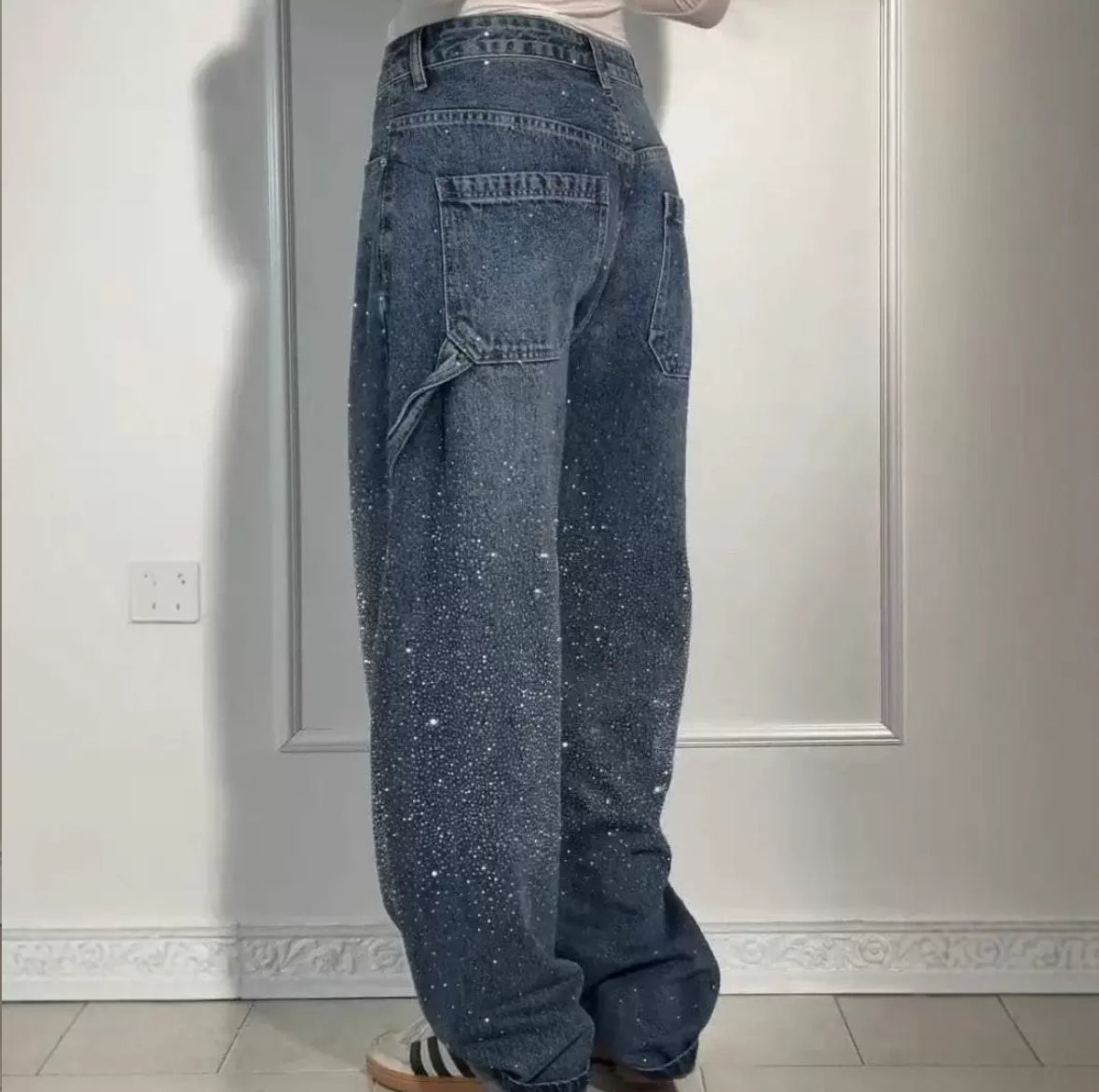 Shiny Woman Baggy Jeans