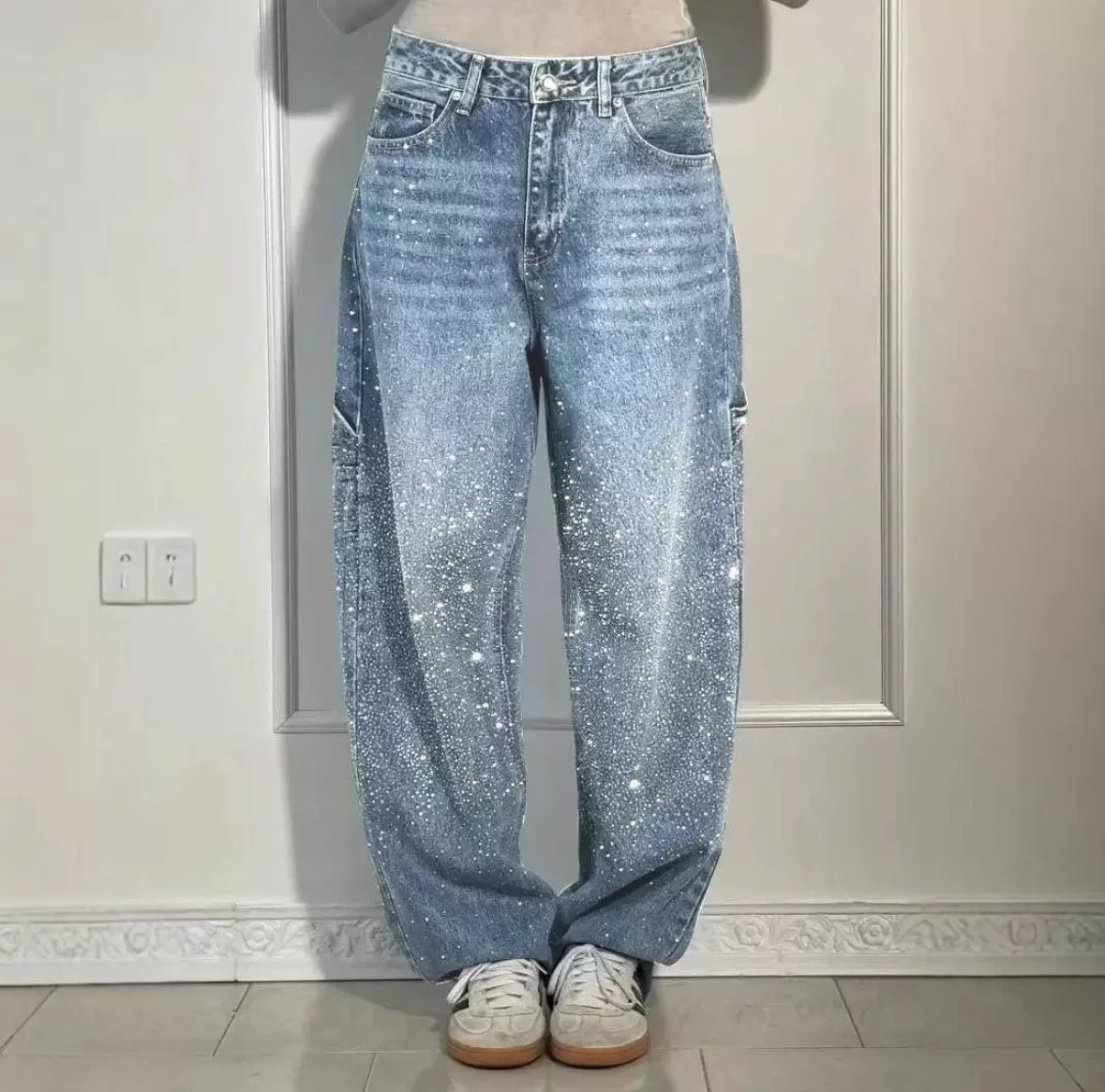 Shiny Woman Baggy Jeans